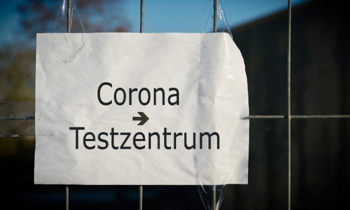 © canva